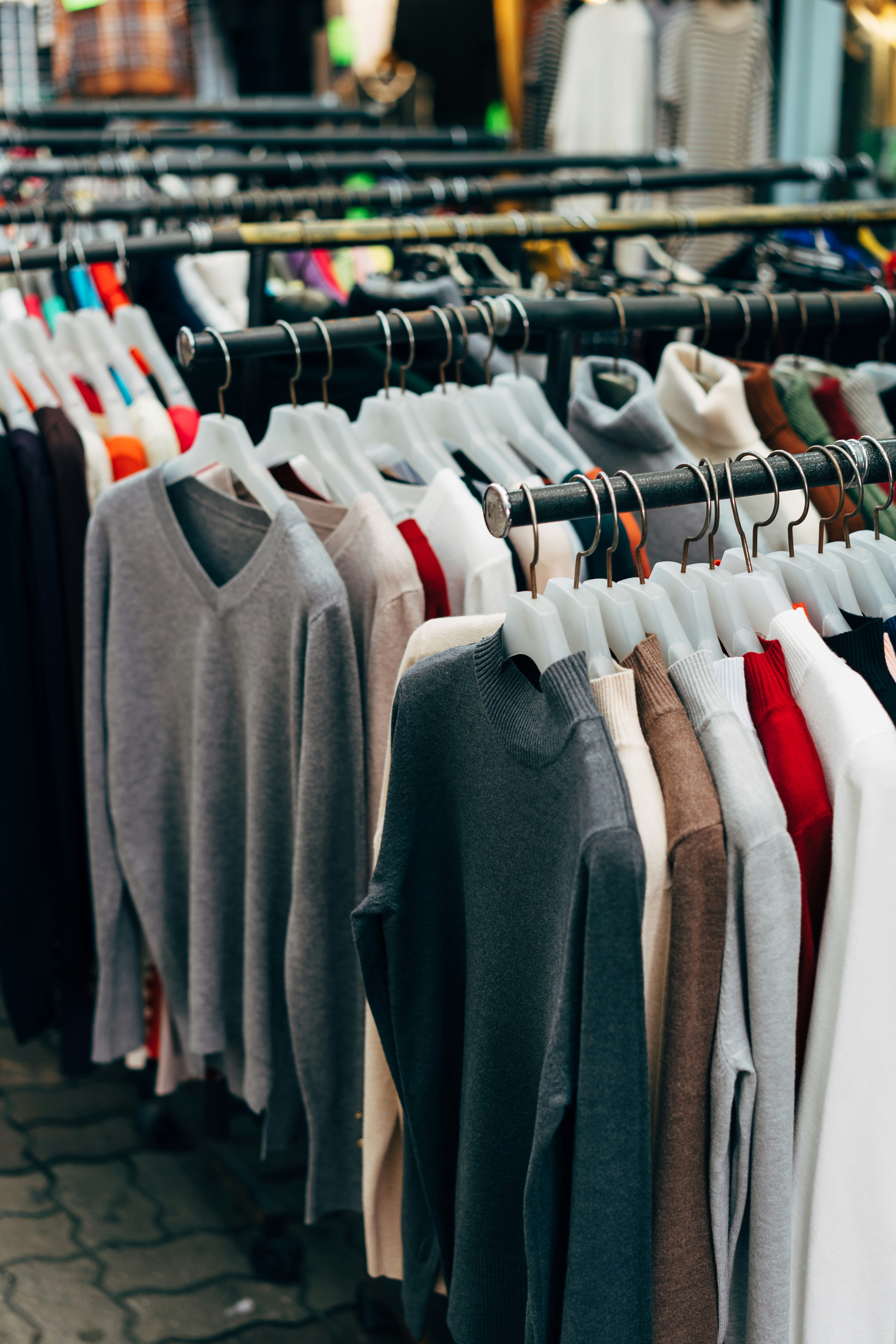 Sweater Hub International